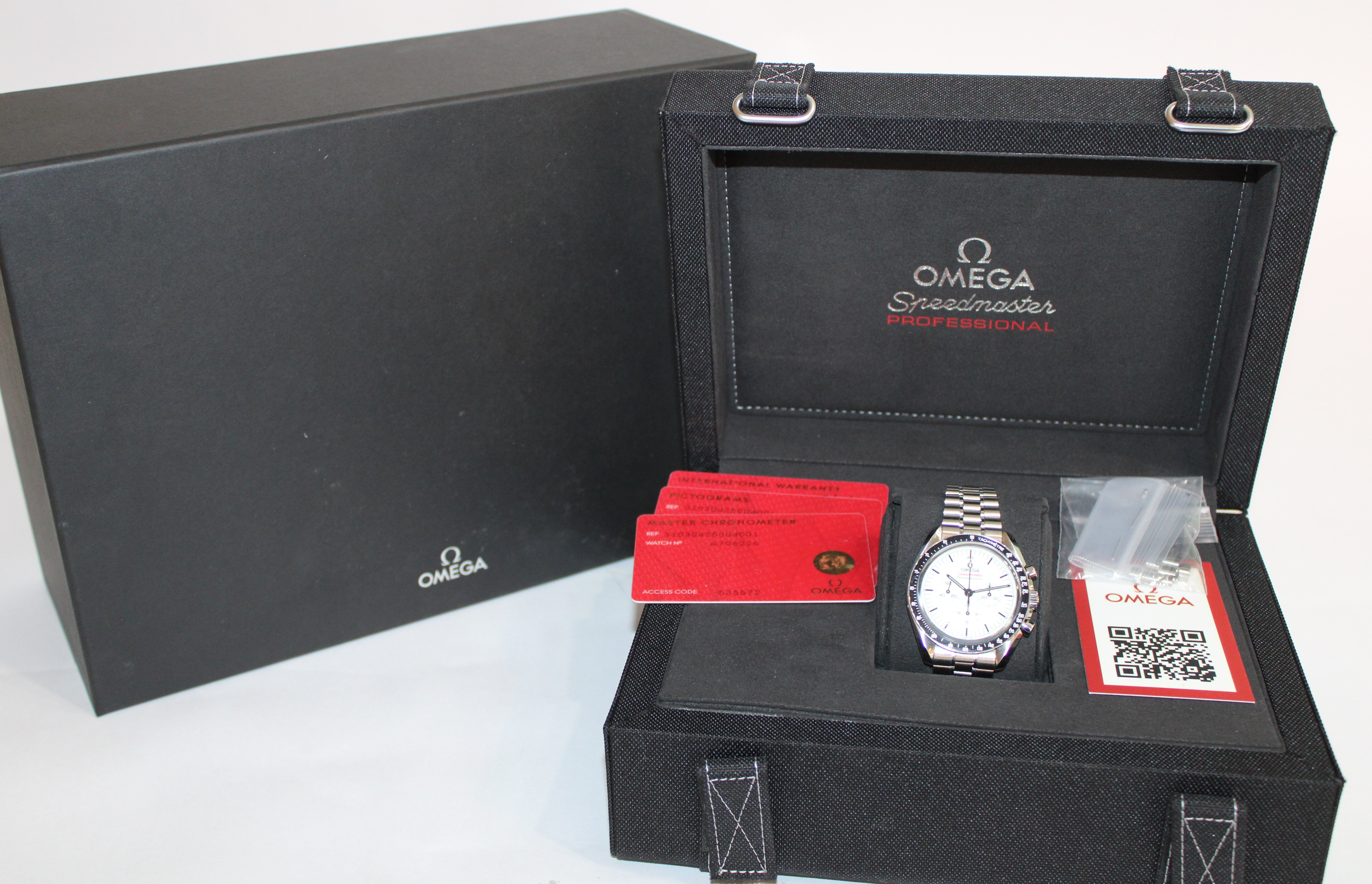 Omega Speedmaster Moonwatch Professional White Chronograph Dial Stainless Watch